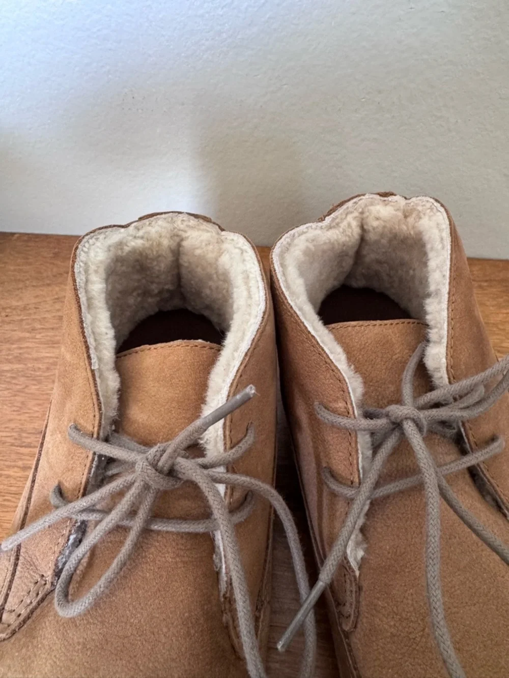 Duluth Trading Men’s Shearling Chukka Slippers Size 8